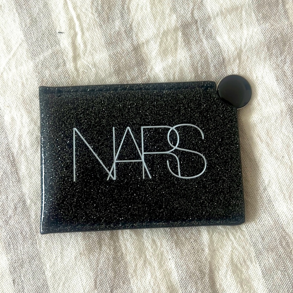 Nars cute pocket mirror